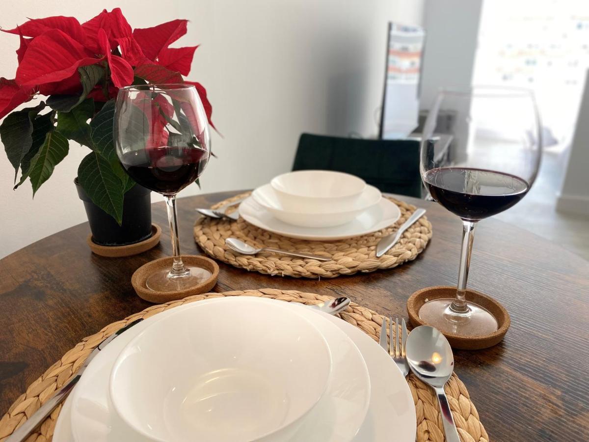 Carmen'S Cozy Apartment 토레몰리노스 외부 사진
